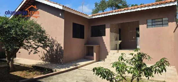 Casa com 3 Quartos para alugar, 141m² no Jardim dos Pinheiros, Atibaia