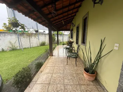 Casa com 3 Quartos à venda, 220m² no Piratininga, Niterói