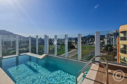 Apartamento com 2 Quartos à venda, 59m² no Pantanal, Florianópolis