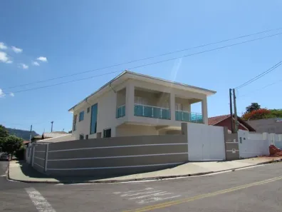 Casa com 4 Quartos à venda, 280m² no Pallu, São Pedro