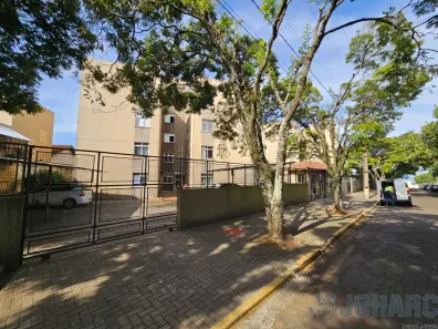 Apartamento com 2 Quartos para alugar, 55m² no Vila Santa Helena, Apucarana