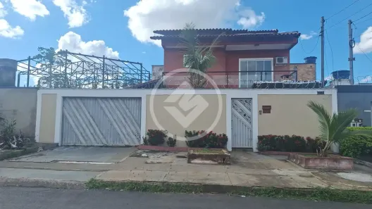 Sobrado com 3 Quartos à venda, 258m² no Parque Veiga Jardim, Aparecida de Goiânia