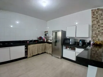 Casa com 5 Quartos à venda, 175m² no Alípio de Melo, Belo Horizonte
