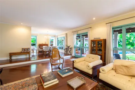 Casa com 4 Quartos à venda, 316m² no Parque dos Príncipes, São Paulo