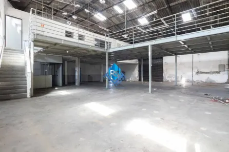 Galpão/Depósito/Armazém à venda, 743m² no Centro, Diadema