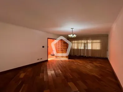 Casa com 3 Quartos à venda, 210m² no Vila Invernada, São Paulo