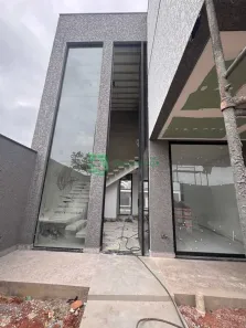 Sobrado com 3 Quartos à venda, 189m² no Santa Terezinha, Itanhaém