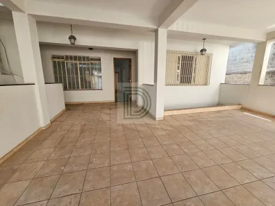 Casa com 4 Quartos à venda, 240m² no Vila Gomes, São Paulo