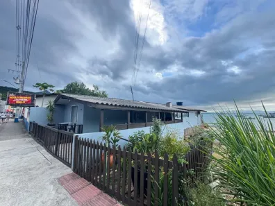 Casa com 3 Quartos à venda, 250m² no Ganchos do meio, Governador Celso Ramos