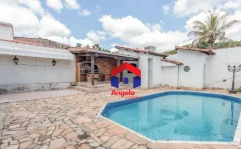Casa com 4 Quartos à venda, 211m² no Candelária, Belo Horizonte
