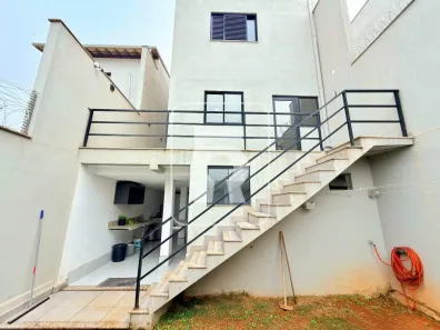 Casa com 2 Quartos à venda, 202m² no Parque Recanto da Hípica, Conselheiro Lafaiete