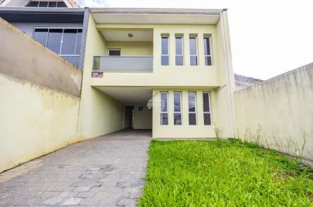 Sobrado com 3 Quartos à venda, 169m² no Centro, Araucária