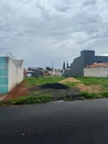 Lote/Terreno à venda, 250m² no Jardim Ipanema, Uberlândia