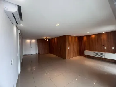 Apartamento com 3 Quartos à venda, 161m² no Cidade Nova, Franca