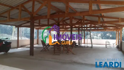 Casa com 5 Quartos para alugar, 1000m² no Jardim Fonte do Morumbi, São Paulo