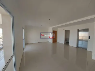 Apartamento com 4 Quartos à venda, 218m² no Cidade Nova, Franca