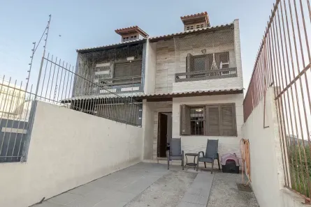 Casa com 3 Quartos à venda, 93m² no Guarujá, Porto Alegre