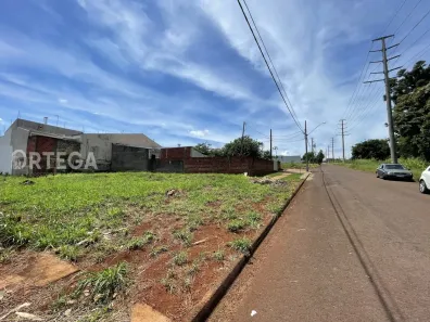 Lote/Terreno à venda, 340m² no Jardim Olímpico, Maringá