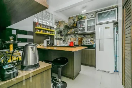 Apartamento com 2 Quartos à venda, 62m² no Centro Histórico, Porto Alegre