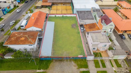 Lote/Terreno à venda, 880m² no Bacacheri, Curitiba