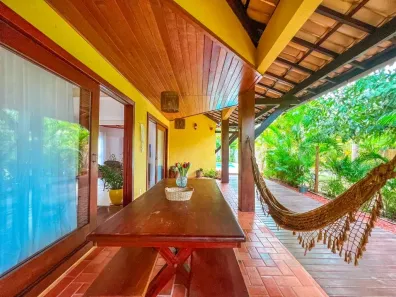 Casa com 3 Quartos para alugar, 181m² no Praia do Forte, Mata de São João