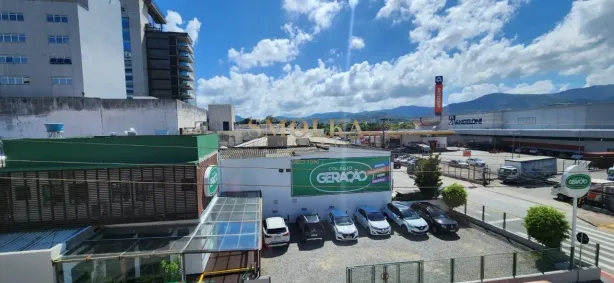 Imóvel Comercial com 3 Quartos à venda, 360m² no Agronômica, Florianópolis
