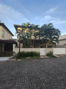 Casa de Condomínio com 4 Quartos à venda, 271m² no Buraquinho, Lauro de Freitas