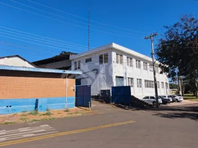 Galpão/Depósito/Armazém para alugar, 500m² no Vila Izabel, São Carlos