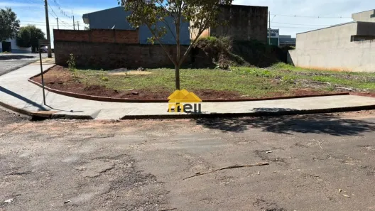 Lote/Terreno à venda, 242m² no Residencial Marcia Fernandes, Álvares Machado