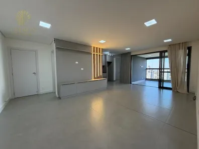 Apartamento com 3 Quartos para alugar, 119m² no Zona 03, Maringá
