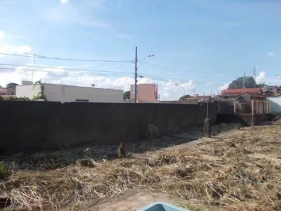 Lote/Terreno à venda, 800m² no Filadélfia, Betim
