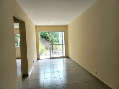 Apartamento com 2 Quartos à venda, 60m² no Nogueira, Petrópolis