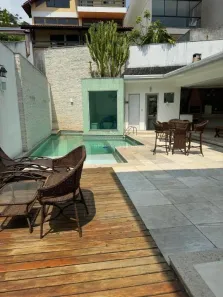 Casa de Condomínio com 5 Quartos à venda, 10m² no Charitas, Niterói