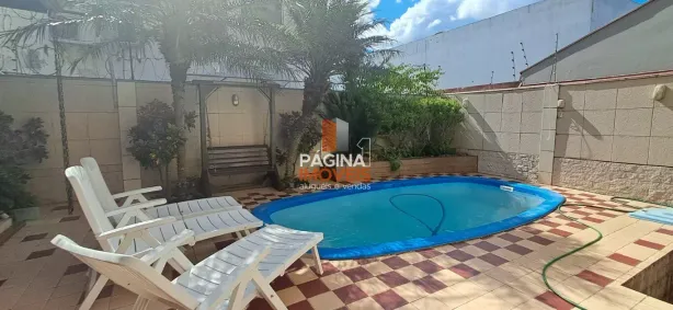Casa com 4 Quartos para alugar, 750m² no Estância Velha, Canoas