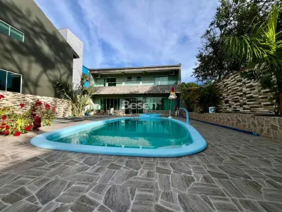 Sobrado com 5 Quartos à venda, 290m² no Continental, Itapoá