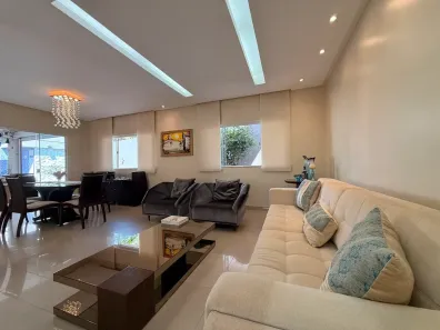 Casa de Condomínio com 4 Quartos à venda, 355m² no Loteamento Portal do Sol II, Goiânia