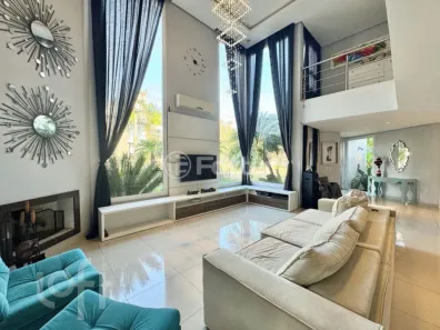 Casa com 4 Quartos à venda, 334m² no Distrito Industrial, Cachoeirinha