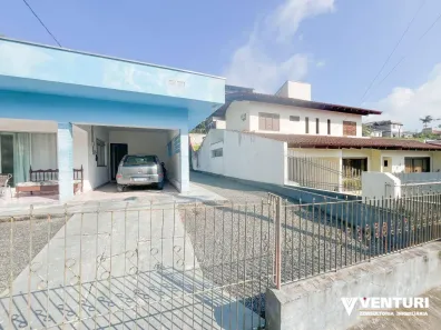 Casa com 3 Quartos à venda, 172m² no Velha, Blumenau