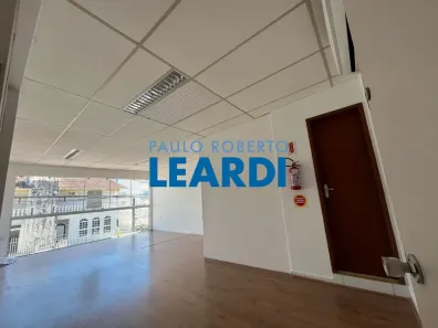 Ponto Comercial para alugar, 38m² no Barreiros, São José