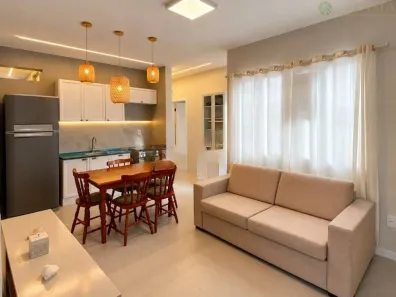 Apartamento com 3 Quartos para alugar, 66m² no Centro, Florianópolis
