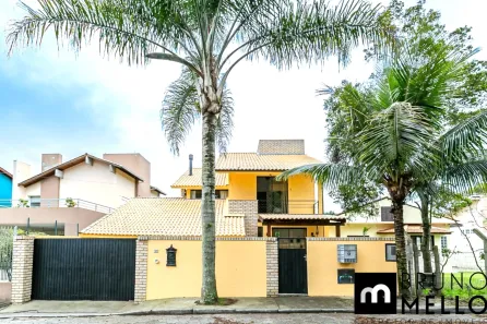 Sobrado com 6 Quartos à venda, 222m² no Campeche, Florianópolis