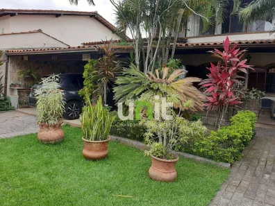 Casa com 6 Quartos à venda, 295m² no Piratininga, Niterói