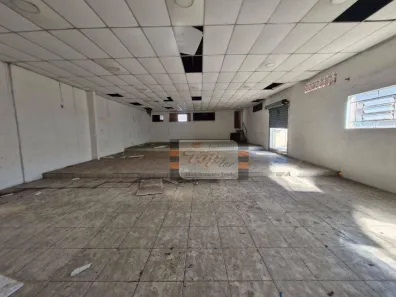 Galpão/Depósito/Armazém para venda ou aluguel, 300m² no Vila Zat, São Paulo