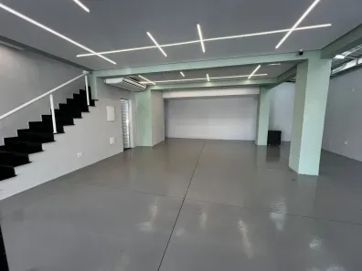 Ponto Comercial à venda, 230m² no Vila Mathias, Santos