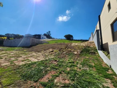 Lote/Terreno à venda, 1580m² no Condomínio Porto Atibaia, Atibaia