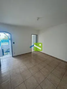 Casa com 3 Quartos para alugar, 200m² no Jardim Bonfiglioli, São Paulo