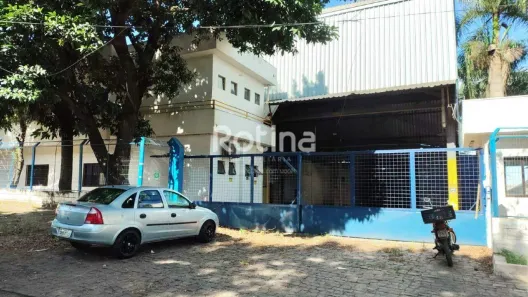 Galpão/Depósito/Armazém para alugar, 1740m² no Distrito Industrial, Uberlândia