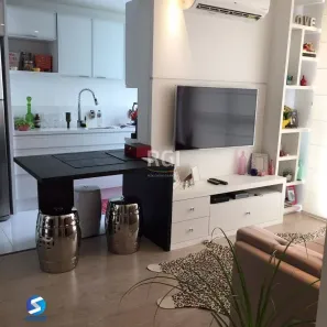 Apartamento com 2 Quartos à venda, 67m² no Jardim Sabará, Porto Alegre