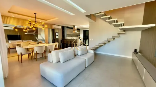 Casa com 3 Quartos à venda, 184m² no Beira Rio, Biguaçu
