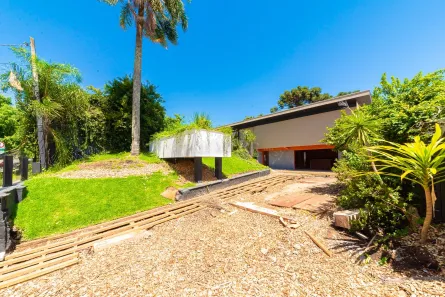 Casa com 4 Quartos para alugar, 220m² no Batel, Curitiba